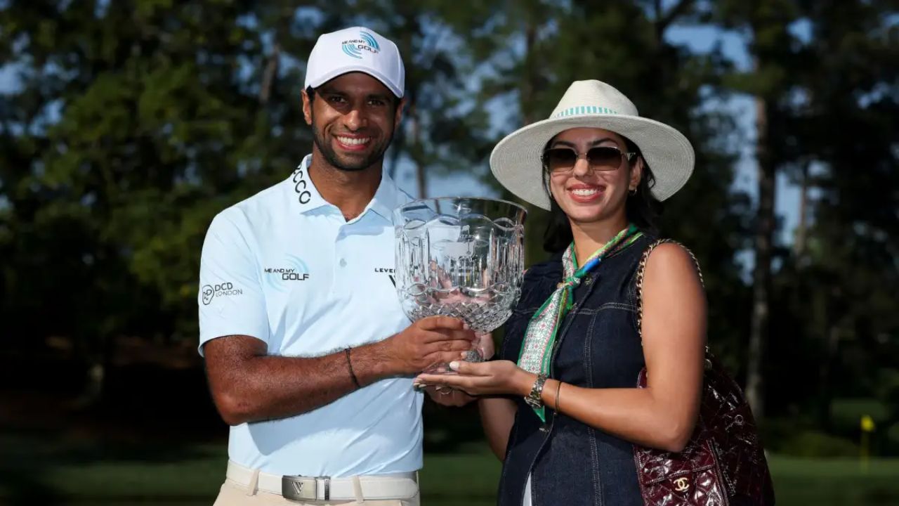 Aaron Rai with his wife, Gaurika Bishnoi.