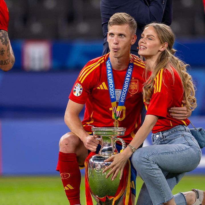 Dani Olmo with his girlfriend, Laura Abla.