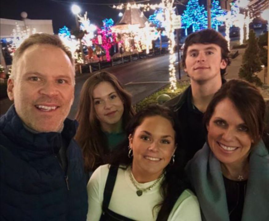 Deena Centofanti with her husband and kids.