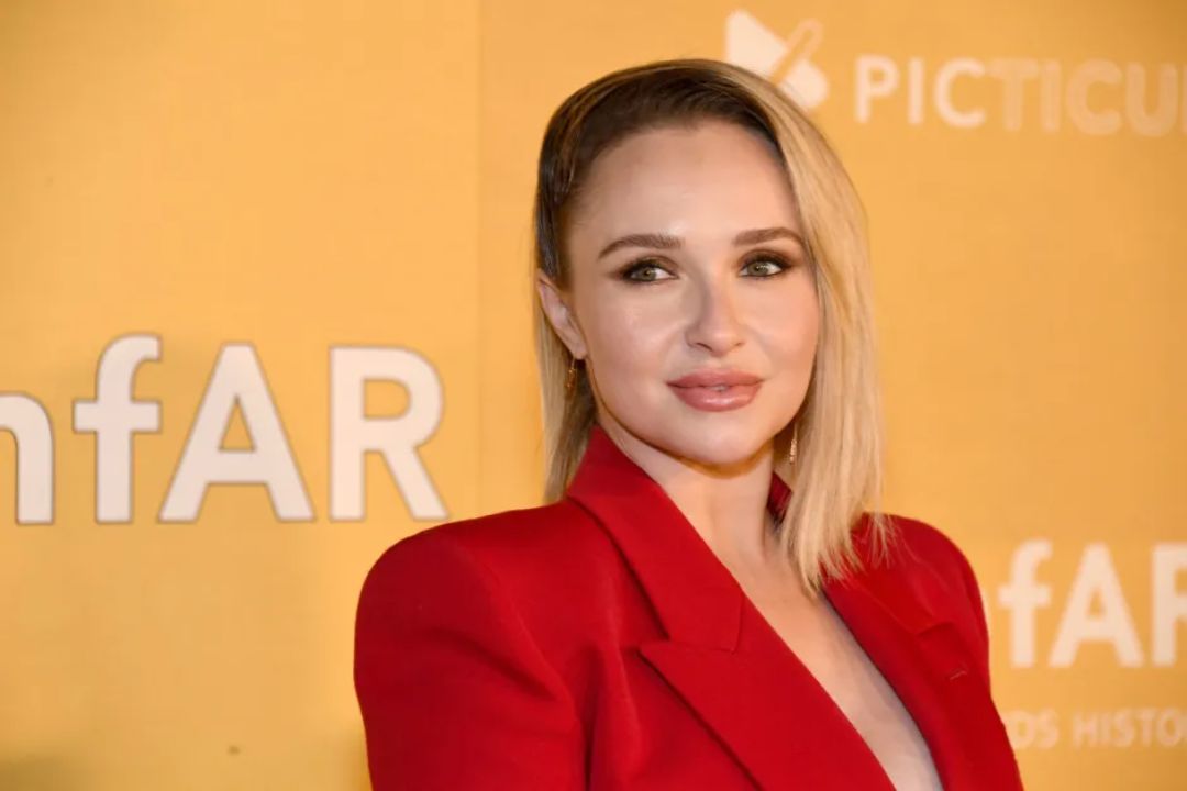 Hayden Panettiere's net worth was estimated at $6 million.